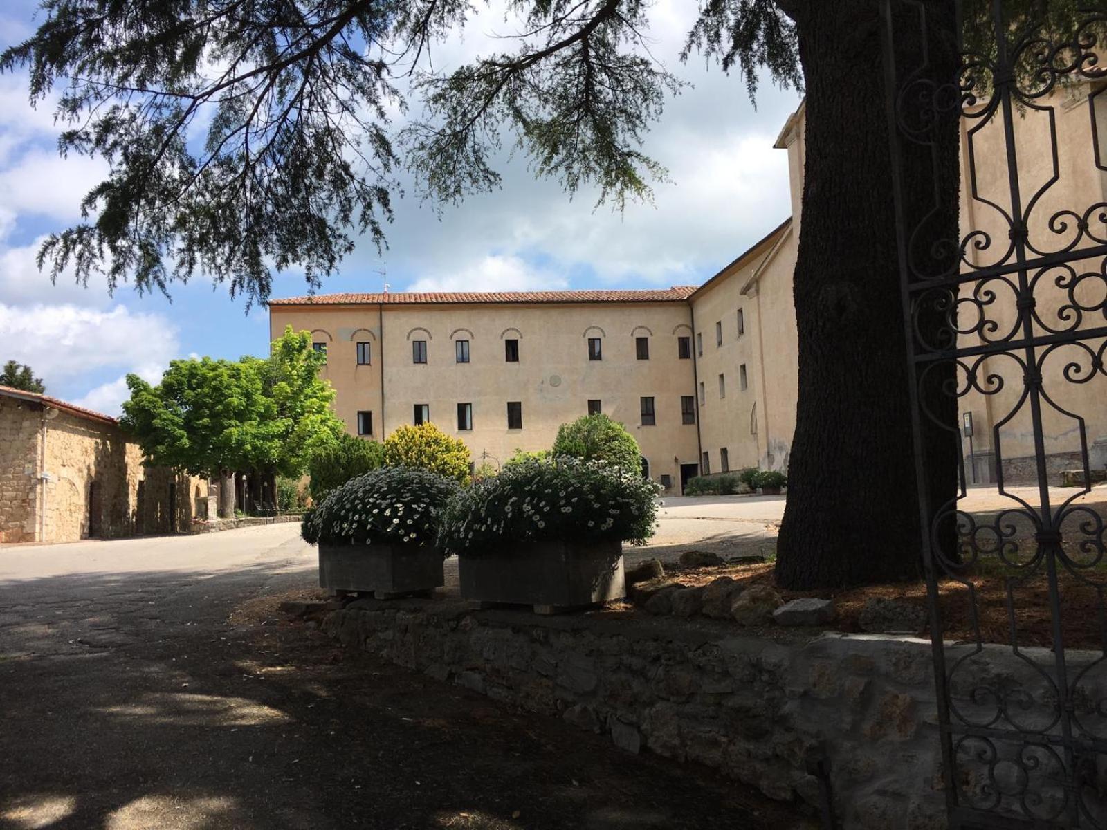 Casa Mater Ecclesiae Hotell Massa Marittima Eksteriør bilde