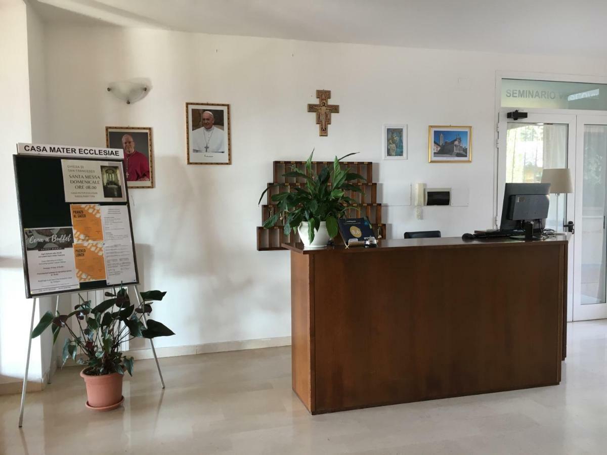 Casa Mater Ecclesiae Hotell Massa Marittima Eksteriør bilde