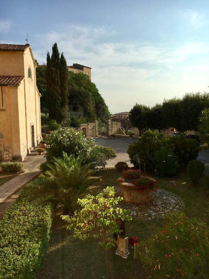 Casa Mater Ecclesiae Hotell Massa Marittima Eksteriør bilde