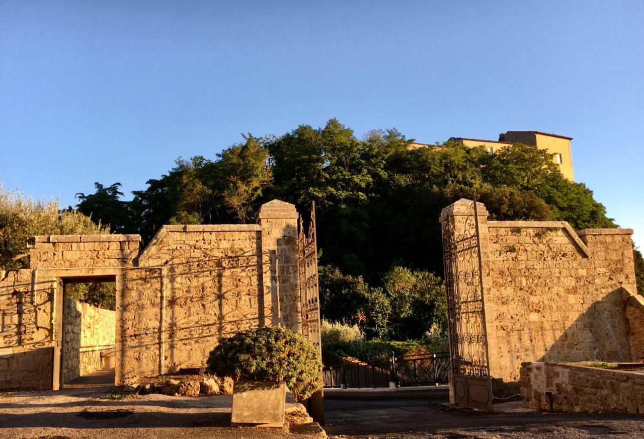 Casa Mater Ecclesiae Hotell Massa Marittima Eksteriør bilde